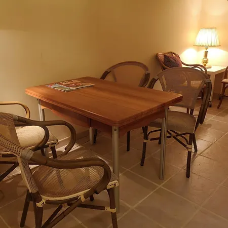 Habitación Roca Estepona